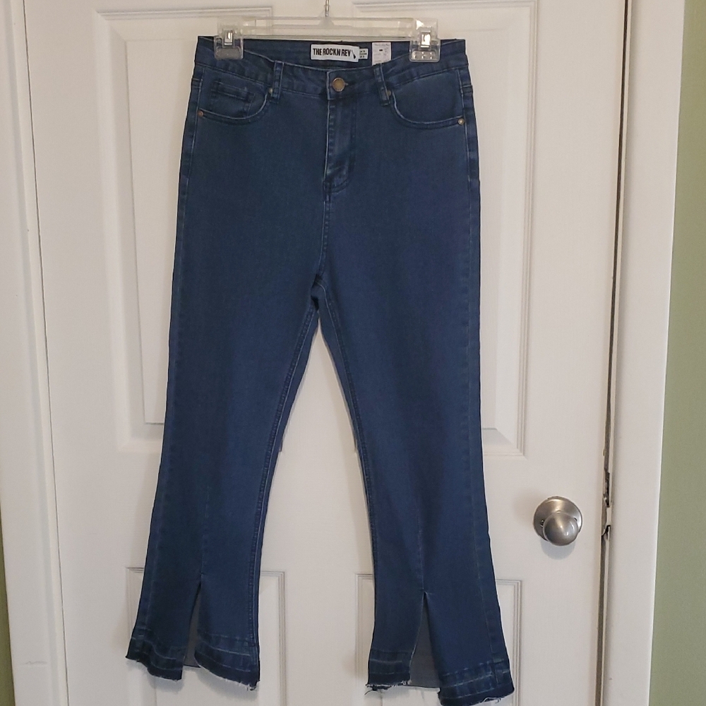 THE ROCKIN REV Stylish Boxy Dark Blue Flare Jeans